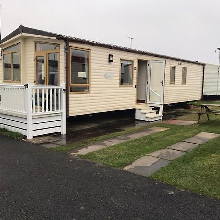 Two X 8 Berth Static Caravan On Lyons Robin Hood Rhyl North Wales Meliden Екстериор снимка