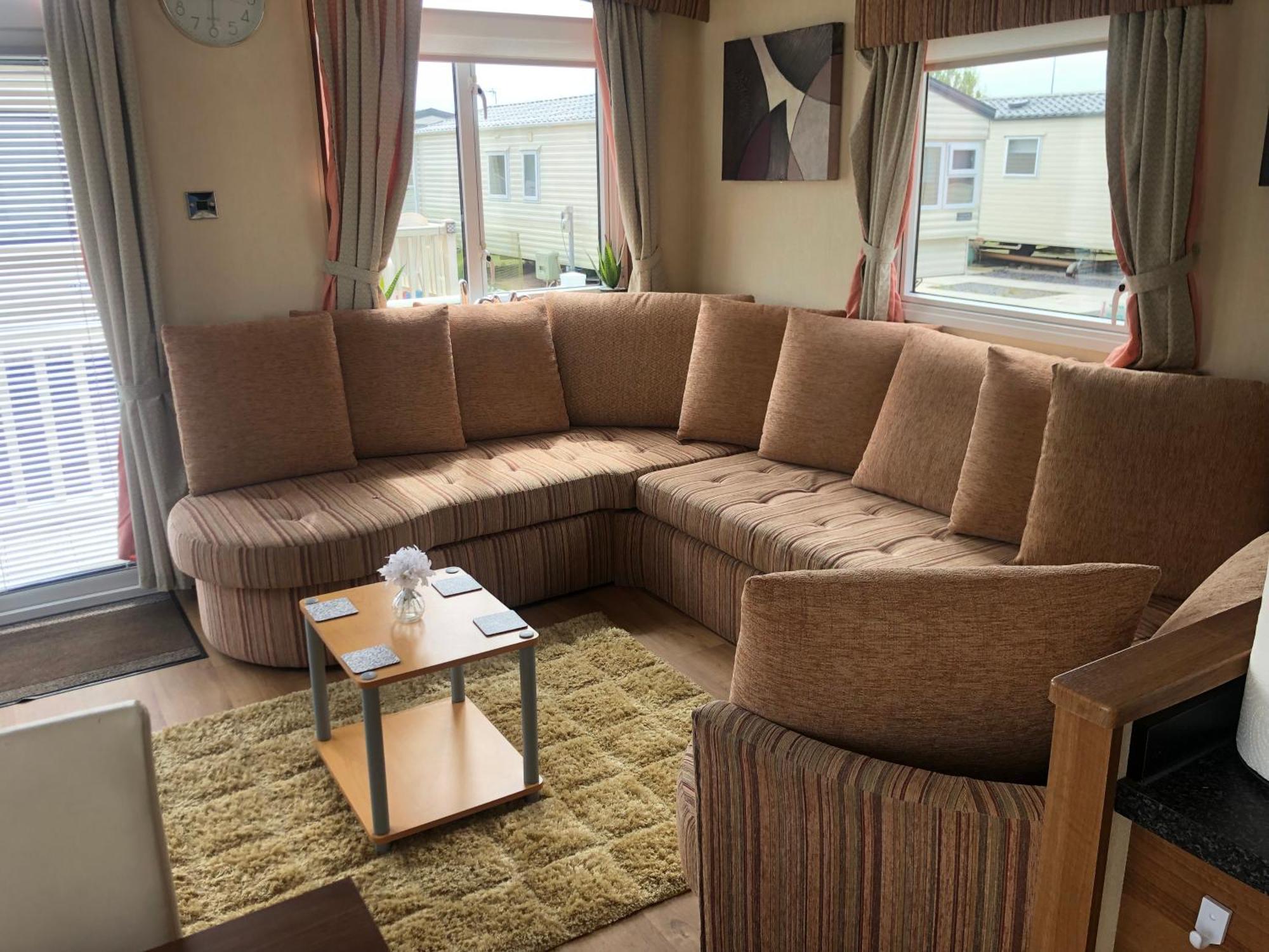 Two X 8 Berth Static Caravan On Lyons Robin Hood Rhyl North Wales Meliden Екстериор снимка