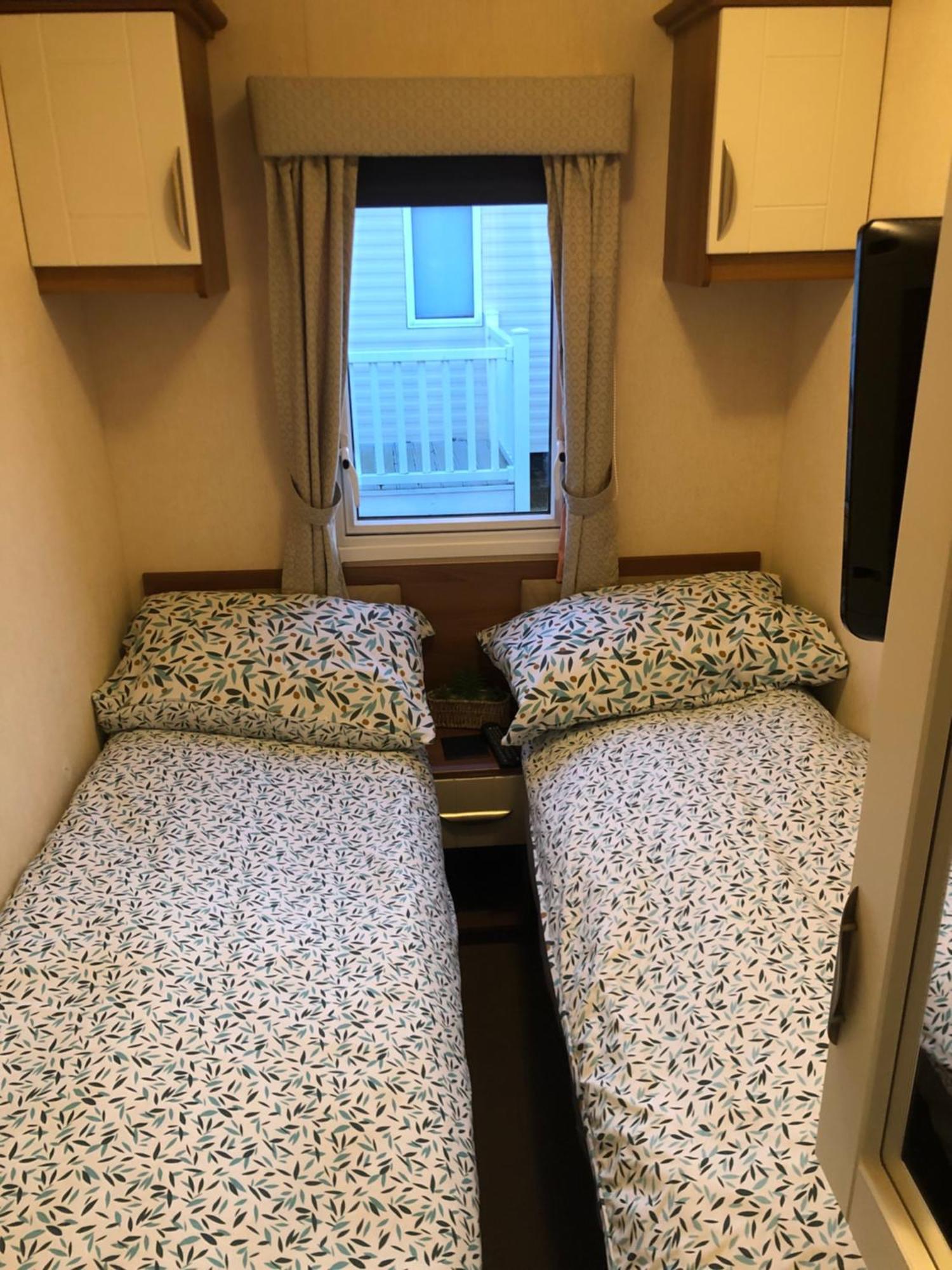 Two X 8 Berth Static Caravan On Lyons Robin Hood Rhyl North Wales Meliden Екстериор снимка